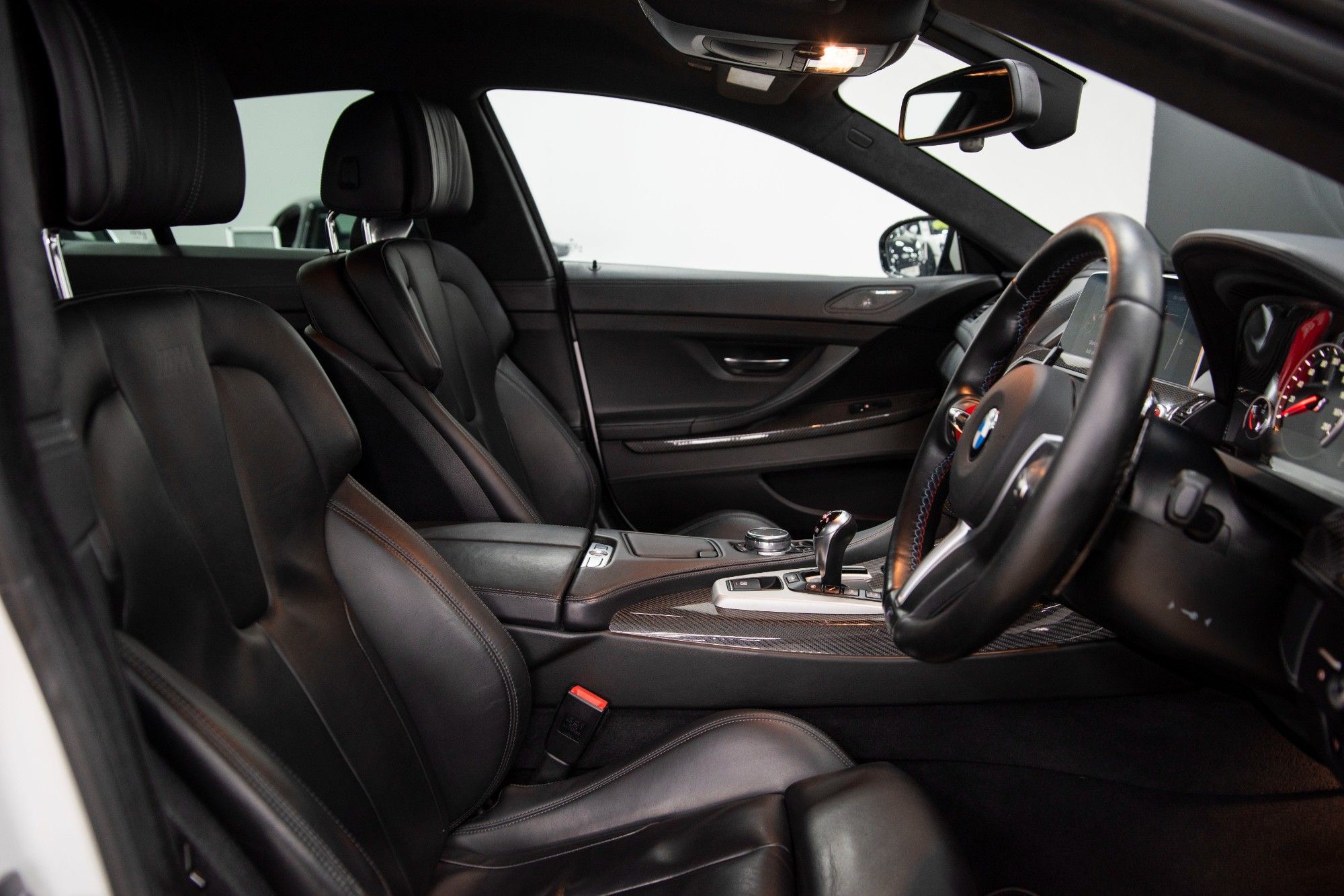 USED 2015 V BMW M6 4.4 M6 GRAN COUPE 