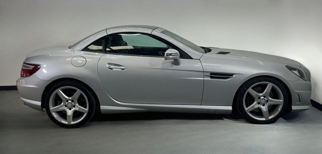 2013 Mercedes-Benz SLK - Photo 8