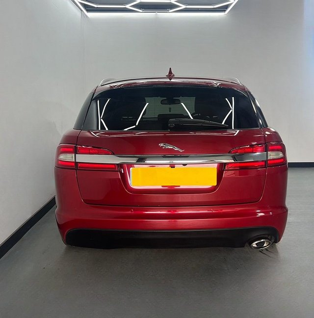 2013 JAGUAR XF - Photo 5