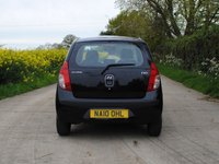 USED 2010 10 HYUNDAI I10 1.2 COMFORT 5d 77 BHP www.suffolkcarcentre.co.uk - Located at Ilketshall