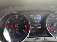 USED 2019 19 VOLKSWAGEN PASSAT 1.5 S TSI EVO DSG 4d 148 BHP 2019 VW PASSAT 'S' TSi EVO 1.5 - DSG-AUTOMATIC - APPLE CAR PLAY - 33,826 MILES ONLY - 3 FORMER KEEPERS - FULL SERVICE HISTORY