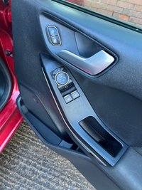 USED 2018 18 FORD FIESTA 1.0 TITANIUM 5d 124 BHP *FSH *ZERO DEPO FINANCE *1 OWNER