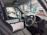 USED 2016 16 RENAULT MASTER 2.3L LM35 BUSINESS DCI S/R P/V 0d 125 BHP AMBULANCE - convert? We have 4