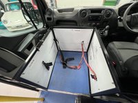 USED 2016 16 RENAULT MASTER 2.3L LM35 BUSINESS DCI S/R P/V 0d 125 BHP AMBULANCE - convert? We have 4