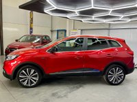 USED 2016 P RENAULT KADJAR 1.5 dCi Signature Nav SUV 5dr Diesel EDC Euro 6 (s/s) (110 ps) Pan Roof, Half Leather, Sat Nav