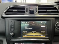 USED 2016 P RENAULT KADJAR 1.5 dCi Signature Nav SUV 5dr Diesel EDC Euro 6 (s/s) (110 ps) Pan Roof, Half Leather, Sat Nav