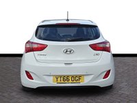 USED 2016 66 HYUNDAI I30 1.6 CRDI SE NAV BLUE DRIVE 5d 109 BHP HYUNDAI I30 1.6 CRDI SE NAV BLUE DRIVE 5d 109 BHP