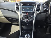 USED 2016 66 HYUNDAI I30 1.6 CRDI SE NAV BLUE DRIVE 5d 109 BHP HYUNDAI I30 1.6 CRDI SE NAV BLUE DRIVE 5d 109 BHP