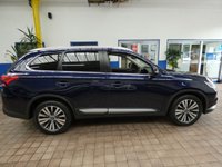 USED 2019 69 MITSUBISHI OUTLANDER 2.0 DESIGN 5d 148 BHP STUNNING EXAMPLE APP SAT NAV ANDROID APPLE CARPLAY HEATED SEATS REAR VIEW CAMERA 1 OWNER EXCELLENT SERVICE HISTORY MITSUBISHI WARRANTY TILL OCT 2024