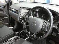 USED 2019 69 MITSUBISHI OUTLANDER 2.0 DESIGN 5d 148 BHP STUNNING EXAMPLE APP SAT NAV ANDROID APPLE CARPLAY HEATED SEATS REAR VIEW CAMERA 1 OWNER EXCELLENT SERVICE HISTORY MITSUBISHI WARRANTY TILL OCT 2024
