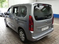 USED 2021 21 VAUXHALL COMBO LIFE 1.2 SE S/S 5d 129 BHP BIG SPEC 5 SEATS CAMERA KEYLESS ENTRY AND GO BLUETOOTH CRUISE PARKING SENSORS 1 OWNER EXCELLENT SERVICE HISTORY 6 MONTHS GOLD WARRANTY