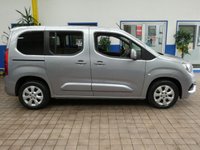 USED 2021 21 VAUXHALL COMBO LIFE 1.2 SE S/S 5d 129 BHP BIG SPEC 5 SEATS CAMERA KEYLESS ENTRY AND GO BLUETOOTH CRUISE PARKING SENSORS 1 OWNER EXCELLENT SERVICE HISTORY 6 MONTHS GOLD WARRANTY