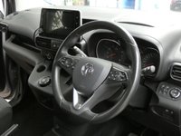 USED 2021 21 VAUXHALL COMBO LIFE 1.2 SE S/S 5d 129 BHP BIG SPEC 5 SEATS CAMERA KEYLESS ENTRY AND GO BLUETOOTH CRUISE PARKING SENSORS 1 OWNER EXCELLENT SERVICE HISTORY 6 MONTHS GOLD WARRANTY