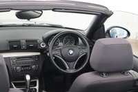 USED 2009 59 BMW 1 SERIES 2.0 118I SE 2d 141 BHP LOW MILES ONLY 54000 SUPER SERVICE RECORDS A REAL GHEAD TURNER WITH A CONVERTIBLE ROOF