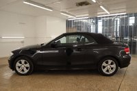 USED 2009 59 BMW 1 SERIES 2.0 118I SE 2d 141 BHP LOW MILES ONLY 54000 SUPER SERVICE RECORDS A REAL GHEAD TURNER WITH A CONVERTIBLE ROOF