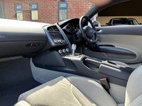 USED 2011 11 AUDI R8 5.2L V10 QUATTRO 2d 518 BHP 