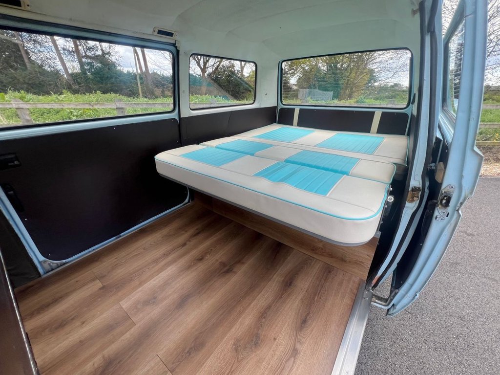 USED 1981 VOLKSWAGEN T25 2.0 Air Cooled Day Van // px swap 