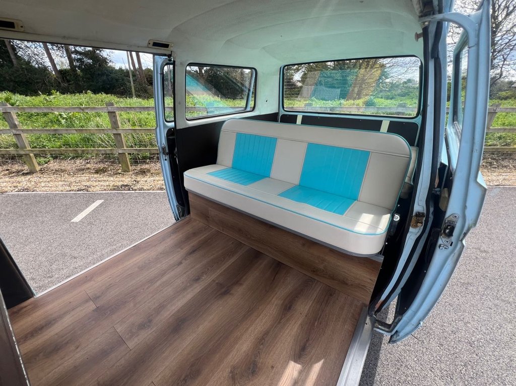 USED 1981 VOLKSWAGEN T25 2.0 Air Cooled Day Van // px swap 