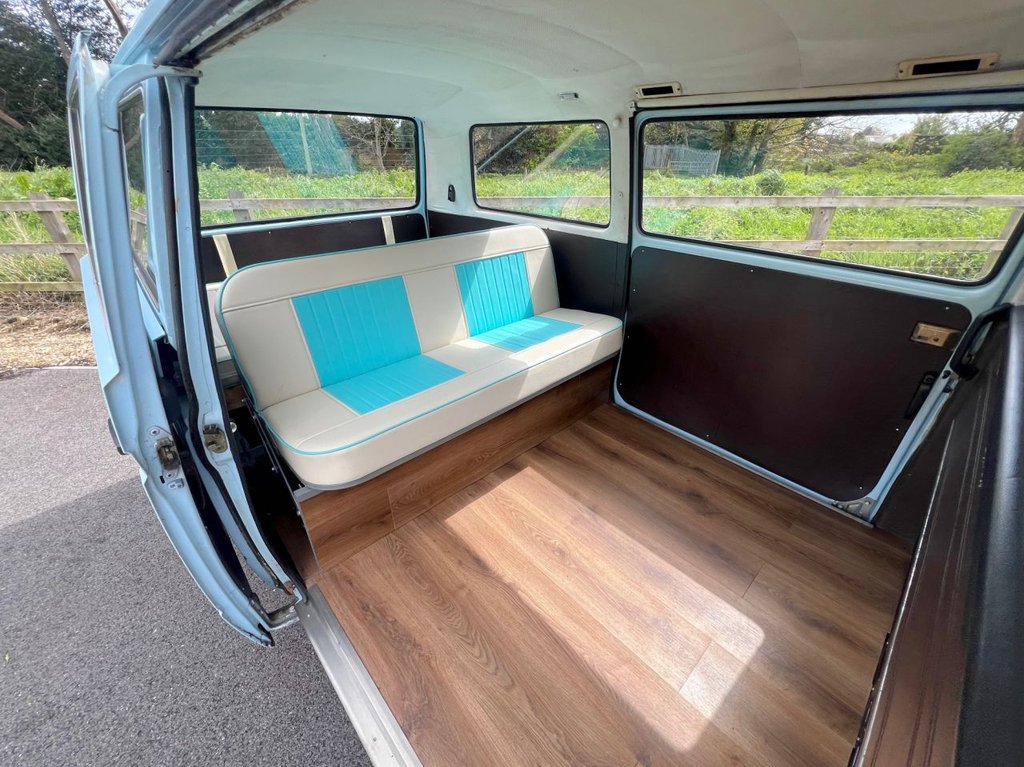 USED 1981 VOLKSWAGEN T25 2.0 Air Cooled Day Van // px swap 