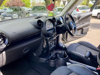 USED 2013 13 MINI COUNTRYMAN 1.6 ONE 5d 98 BHP ULEZ Compliant Mini With Massive Specification, 1 Former Owner With Full Service History !