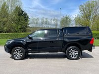 USED 2017 17 TOYOTA HI-LUX 2.4 INVINCIBLE 4WD D-4D DCB 148 BHP ** NO VAT * CANOPY+REVERSING CAMERA