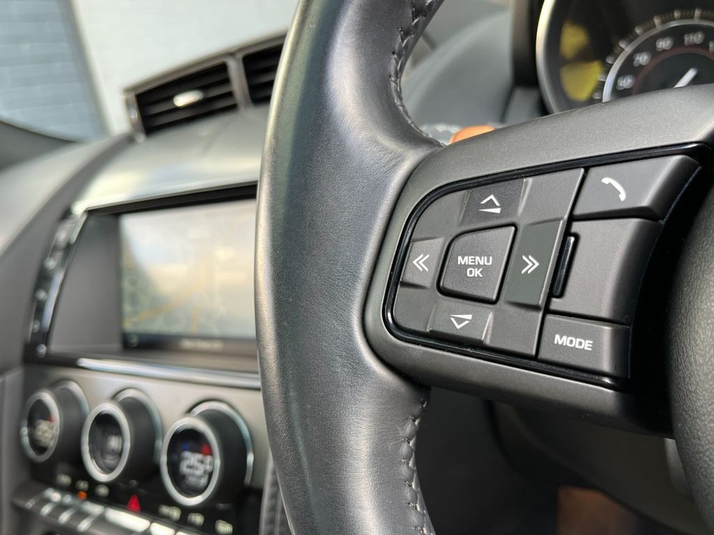USED 2015 65 JAGUAR F-TYPE 3.0 V6 S AWD 2d 380 BHP 