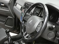 USED 2017 67 MITSUBISHI OUTLANDER 2.3 DI-D 3 5d 147 BHP 7 SEATS BLUETOOTH CRUISE CONTROL PARKING SENSORS EXCELLENT SERVICE HISTORY