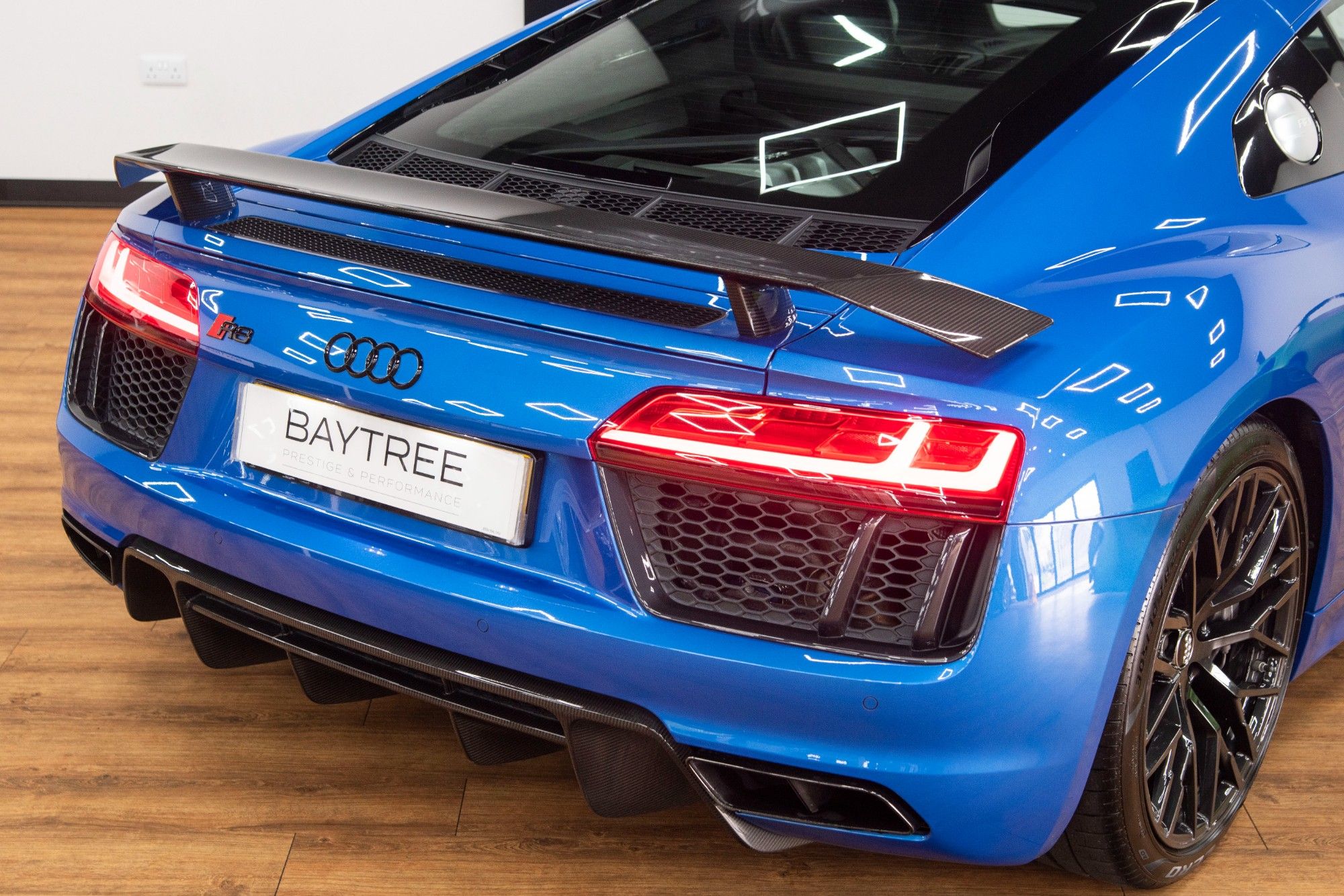 USED 2018 18 AUDI R8 5.2 V10 PLUS QUATTRO 