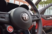 USED 2020 70 ALFA ROMEO GIULIA 2.0 TB VELOCE 4d 277 BHP FULL ALFA HISTORY / 19" ALLOYS