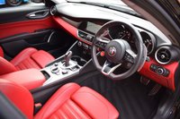 USED 2020 70 ALFA ROMEO GIULIA 2.0 TB VELOCE 4d 277 BHP FULL ALFA HISTORY / 19" ALLOYS