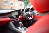 USED 2020 70 ALFA ROMEO GIULIA 2.0 TB VELOCE 4d 277 BHP FULL ALFA HISTORY / 19" ALLOYS