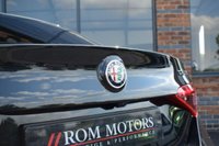 USED 2020 70 ALFA ROMEO GIULIA 2.0 TB VELOCE 4d 277 BHP FULL ALFA HISTORY / 19" ALLOYS