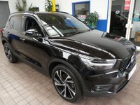 USED 2020 70 VOLVO XC40 2.0 B4 R-DESIGN PRO MHEV 5d 195 BHP SAT NAV HEATED SEATS PART LEATHER INTERIOR PARKING SENSORS 1 OWNER VOLVO SERVICE HISTORY 6 MONTHS GOLD WARRANTY