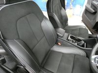 USED 2020 70 VOLVO XC40 2.0 B4 R-DESIGN PRO MHEV 5d 195 BHP SAT NAV HEATED SEATS PART LEATHER INTERIOR PARKING SENSORS 1 OWNER VOLVO SERVICE HISTORY 6 MONTHS GOLD WARRANTY