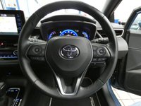 USED 2020 20 TOYOTA COROLLA 1.8 DESIGN 5d 121 BHP SAT NAV CAMERA CRUISE PARK SEN