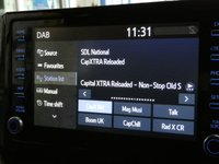 USED 2020 20 TOYOTA COROLLA 1.8 DESIGN 5d 121 BHP SAT NAV CAMERA CRUISE PARK SEN