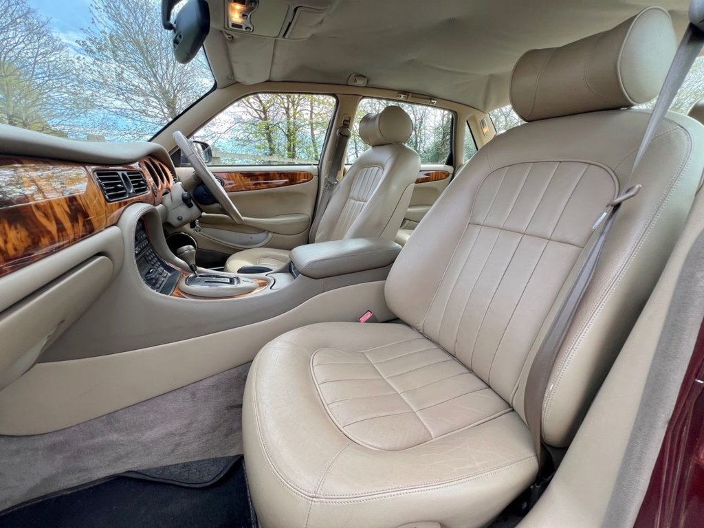USED 1997 R JAGUAR XJ8 4.0 V8 // 290 BHP // 4d // px swap 