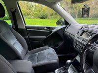 USED 2014 14 VOLKSWAGEN TIGUAN 2.0 MATCH TDI BLUEMOTION TECH 4MOTION DSG 5d 175 BHP 