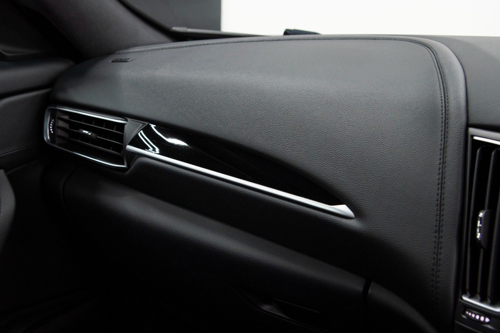 USED 2018 MASERATI LEVANTE 3.0 S 