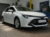 USED 2022 22 TOYOTA COROLLA 1.8 ICON 5d 121 BHP SAT NAV HEATED SEATS REAR VIEW CAMERA CRUISE CONTROL PARKING SENSORS 1 OWNER 10 YR TOYOTA WARRANTY JUNE 2032