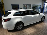 USED 2022 22 TOYOTA COROLLA 1.8 ICON 5d 121 BHP SAT NAV HEATED SEATS REAR VIEW CAMERA CRUISE CONTROL PARKING SENSORS 1 OWNER 10 YR TOYOTA WARRANTY JUNE 2032