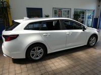 USED 2022 22 TOYOTA COROLLA 1.8 ICON 5d 121 BHP SAT NAV HEATED SEATS REAR VIEW CAMERA CRUISE CONTROL PARKING SENSORS 1 OWNER 10 YR TOYOTA WARRANTY JUNE 2032