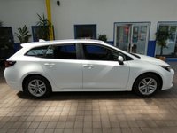 USED 2022 22 TOYOTA COROLLA 1.8 ICON 5d 121 BHP SAT NAV HEATED SEATS REAR VIEW CAMERA CRUISE CONTROL PARKING SENSORS 1 OWNER 10 YR TOYOTA WARRANTY JUNE 2032