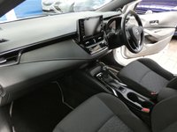 USED 2022 22 TOYOTA COROLLA 1.8 ICON 5d 121 BHP SAT NAV HEATED SEATS REAR VIEW CAMERA CRUISE CONTROL PARKING SENSORS 1 OWNER 10 YR TOYOTA WARRANTY JUNE 2032