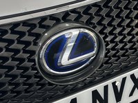 USED 2014 14 LEXUS IS 2.5 300H F SPORT 4d 220 BHP Lexus Navigation System