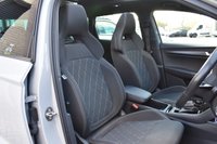 USED 2020 70 SKODA KAROQ 1.5 TSI SPORTLINE DSG  **&pound;329 A MONTH WITH &pound;1950 DEPOSIT**
