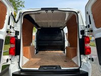 USED 2019 69 VAUXHALL VIVARO 1.5 SPORTIVE L2 H1 101 BHP ** MANAGERS SPECIAL **