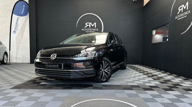 2017 17 Volkswagen Golf 1.6 SE NAVIGATION TDI BLUEMOTION TECHNOLOGY DSG 5d 114 BHP