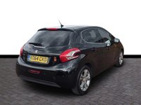 USED 2014 64 PEUGEOT 208 1.2 ROLAND GARROS 5d 82 BHP PEUGEOT 208 1.2 ROLAND GARROS 5d 82 BHP
