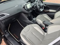 USED 2014 64 PEUGEOT 208 1.2 ROLAND GARROS 5d 82 BHP PEUGEOT 208 1.2 ROLAND GARROS 5d 82 BHP